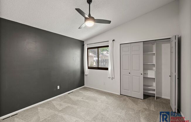 Beautiful 4 Bed 2 Bath Townhome in Central Fort Collins!