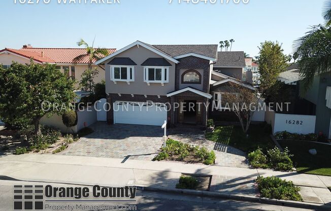 Huntington Harbor Waterfront Living | Private 50-Foot Boat Slip