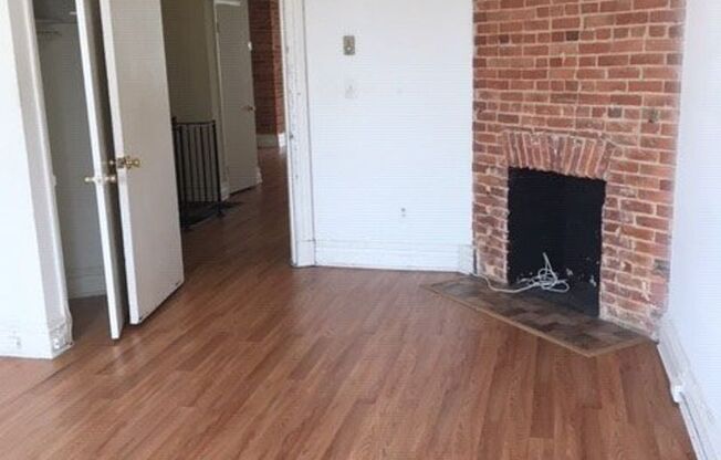 2 beds, 2 baths, 1,000 sqft, $1,699, Unit 50-2