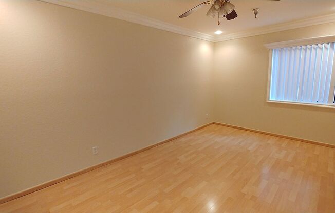 2 beds, 2 baths, 910 sqft, $2,595, Unit 412