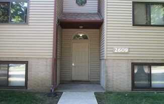 1 bedroom, 1 bath condo on Iowa City's west side