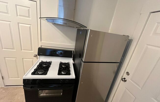 1 bed, 1 bath, 732 sqft, $2,300, Unit 1940