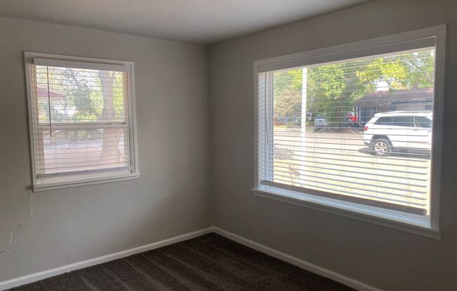 2 beds, 1 bath, $1,545