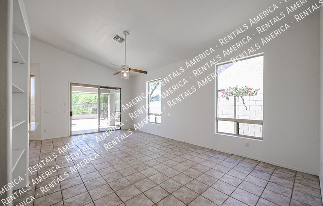 3055 N Red Mountain