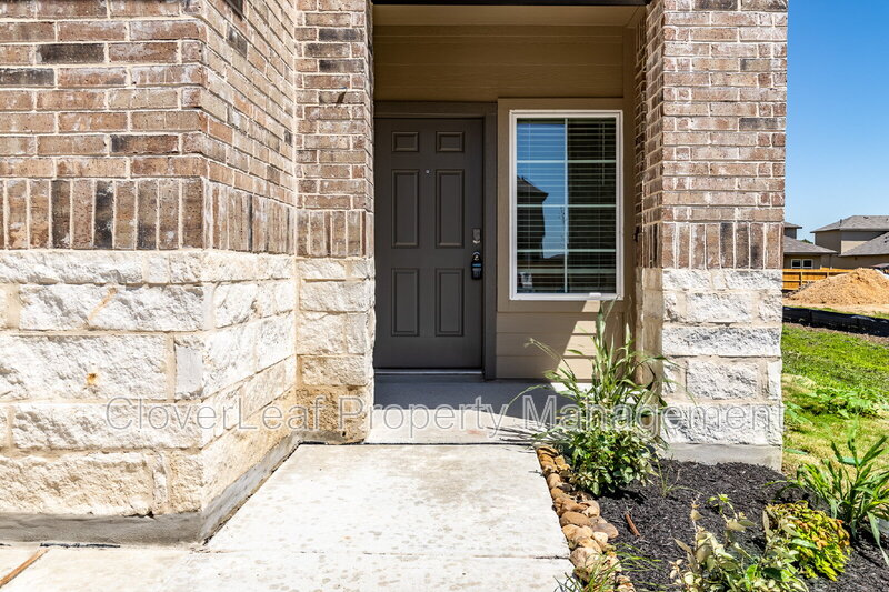 466 ORION DR