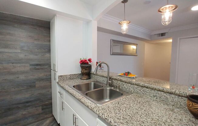 2 beds, 2 baths, 950 sqft, $2,750, Unit 106