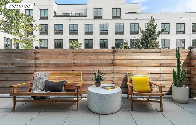 1 bed, 1 bath, $3,200, Unit 101