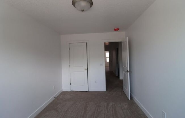 3 beds, 2.5 baths, $1,795, Unit # 45