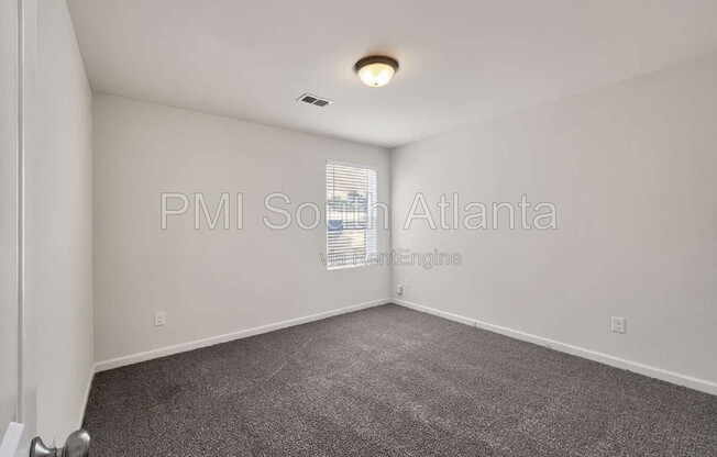 4 beds, 2.5 baths, 2,100 sqft, $1,950