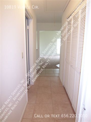 10819 VENICE CIR
