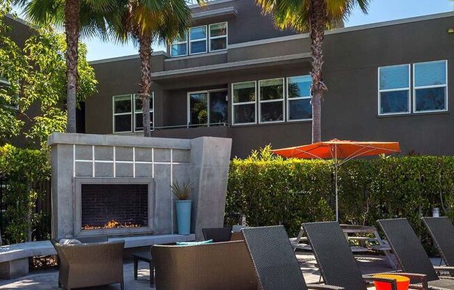 1440 ELKGROVE CIR