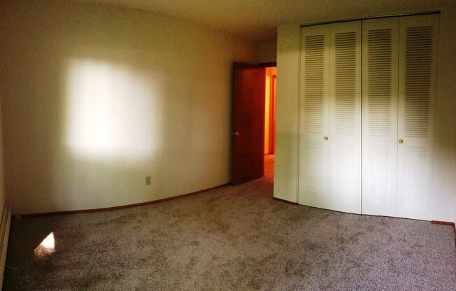2 beds, 1.5 baths, 950 sqft, $1,174, Unit 248