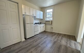 Studio, 1 bath, $885, Unit 8