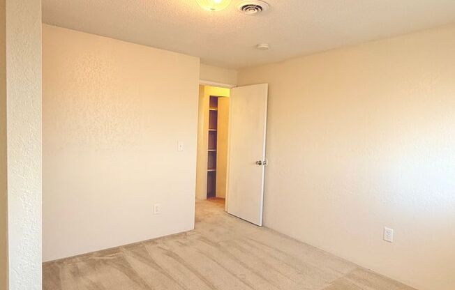 2 beds, 1.5 baths, 942 sqft, $1,325, Unit 4321B02