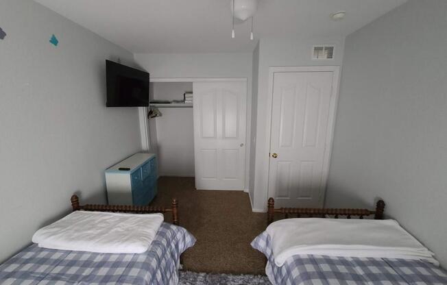 3 beds, 2 baths, 1,723 sqft, $10,500