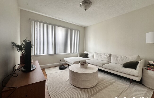 17 LINDEN ST