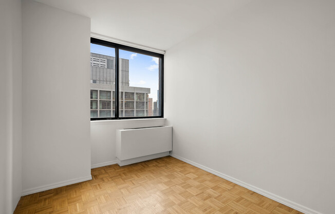 2 beds, 1.5 baths, 961 sqft, $6,000, Unit 24J