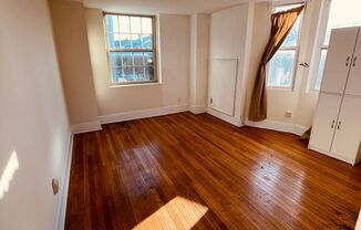 1 bed, 1 bath, $1,350