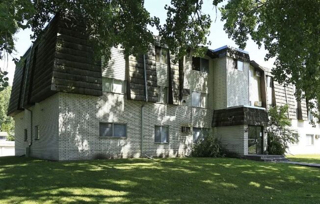 10 Pointe Apts