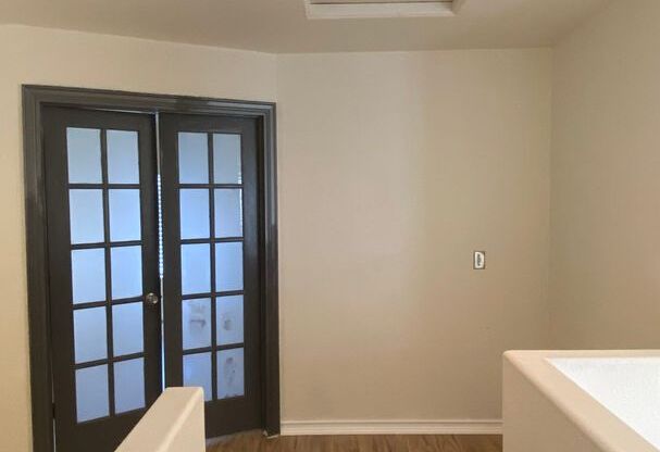 3 beds, 2 baths, $1,695