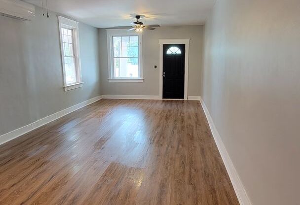 321 W 7th