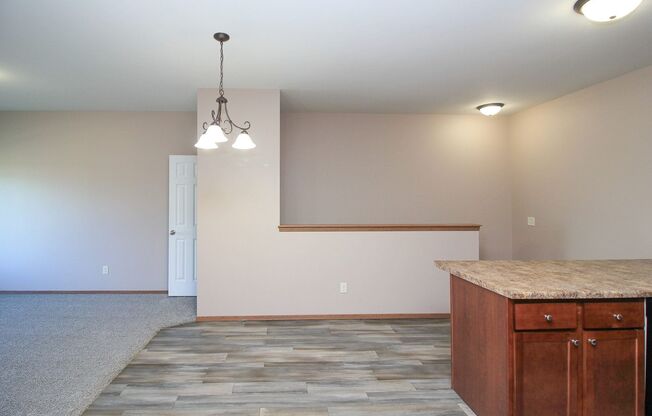 1 bed, 1 bath, 962 sqft, $1,155, Unit 4109-11