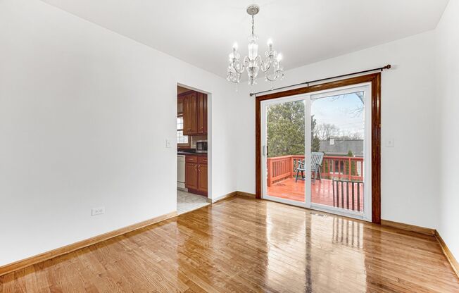 4 Bed 2.5 Bath in Des Plaines