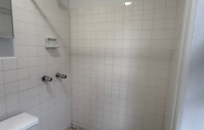 Studio, 1 bath, $1,950, Unit 1BR