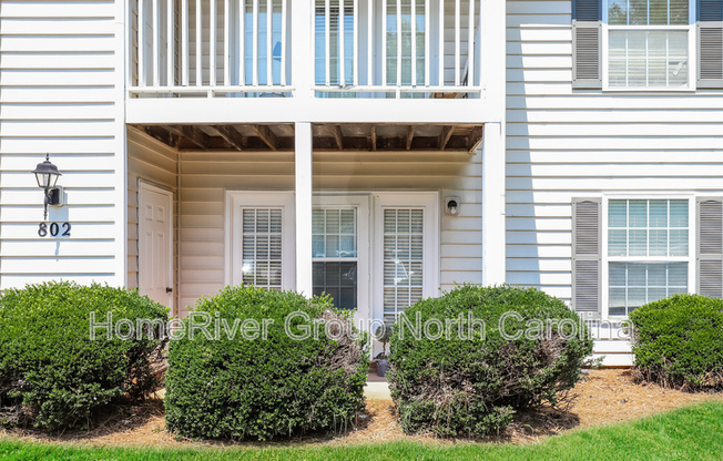 802 MOULTRIE CT
