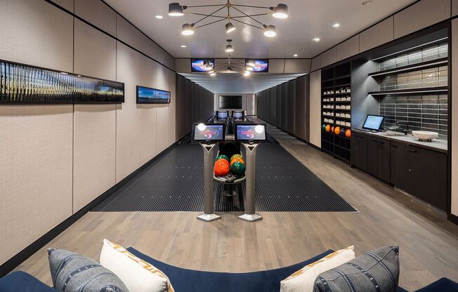 1 bed, 1 bath, 696 sqft, $7,000, Unit 7B