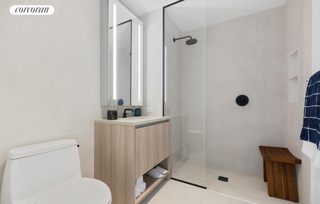 2 beds, 2 baths, $6,995, Unit 221