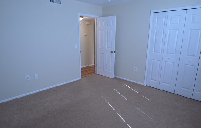 2 beds, 1 bath, $1,375