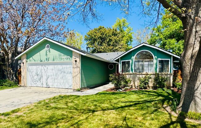Now leasing in West Boise! This single-level home features 3 bedrooms and 2 bathrooms and is ready for you to move in.