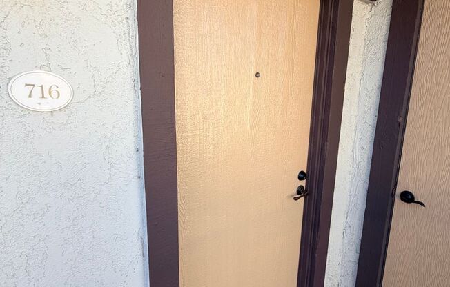 1 bed, 1 bath, 750 sqft, $2,255, Unit 716