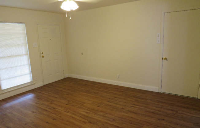 419 ANTON DR