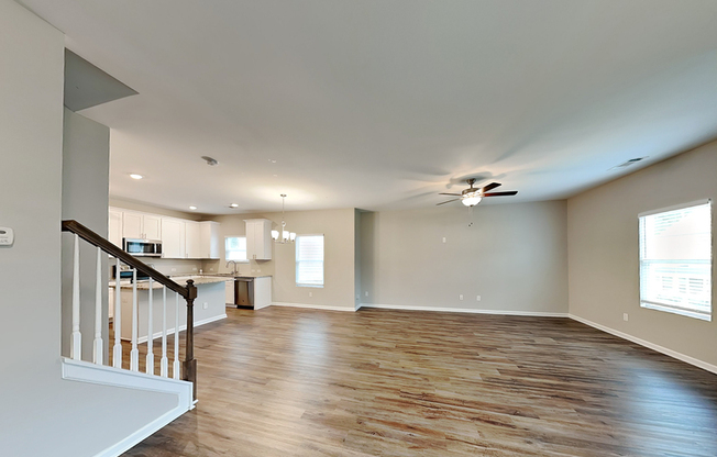 4903 HERITAGE CIR