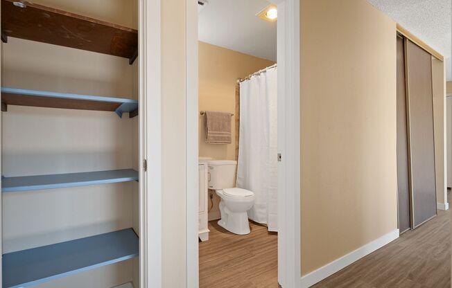 2 beds, 1 bath, 765 sqft, $2,395, Unit 301