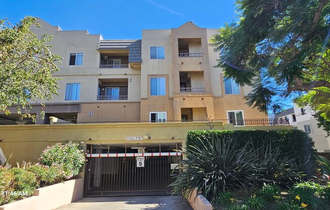 UTC / La Jolla - Villa Vicenza / Nice 1 Bedroom 1 Bath Condo. AVAILABLE NOW!