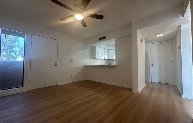 2 beds, 1 bath, $1,300