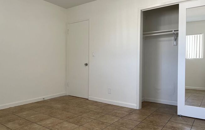 3 beds, 2 baths, 1,000 sqft, $2,895, Unit 0008