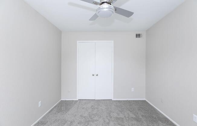 2 beds, 1 bath, 1,089 sqft, $1,400
