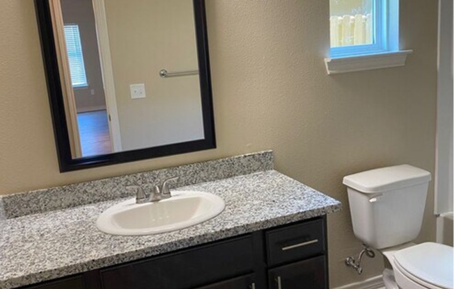 2 beds, 2 baths, 1,162 sqft, $1,525, Unit 202