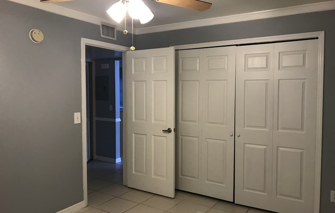 2 beds, 1 bath, $1,795