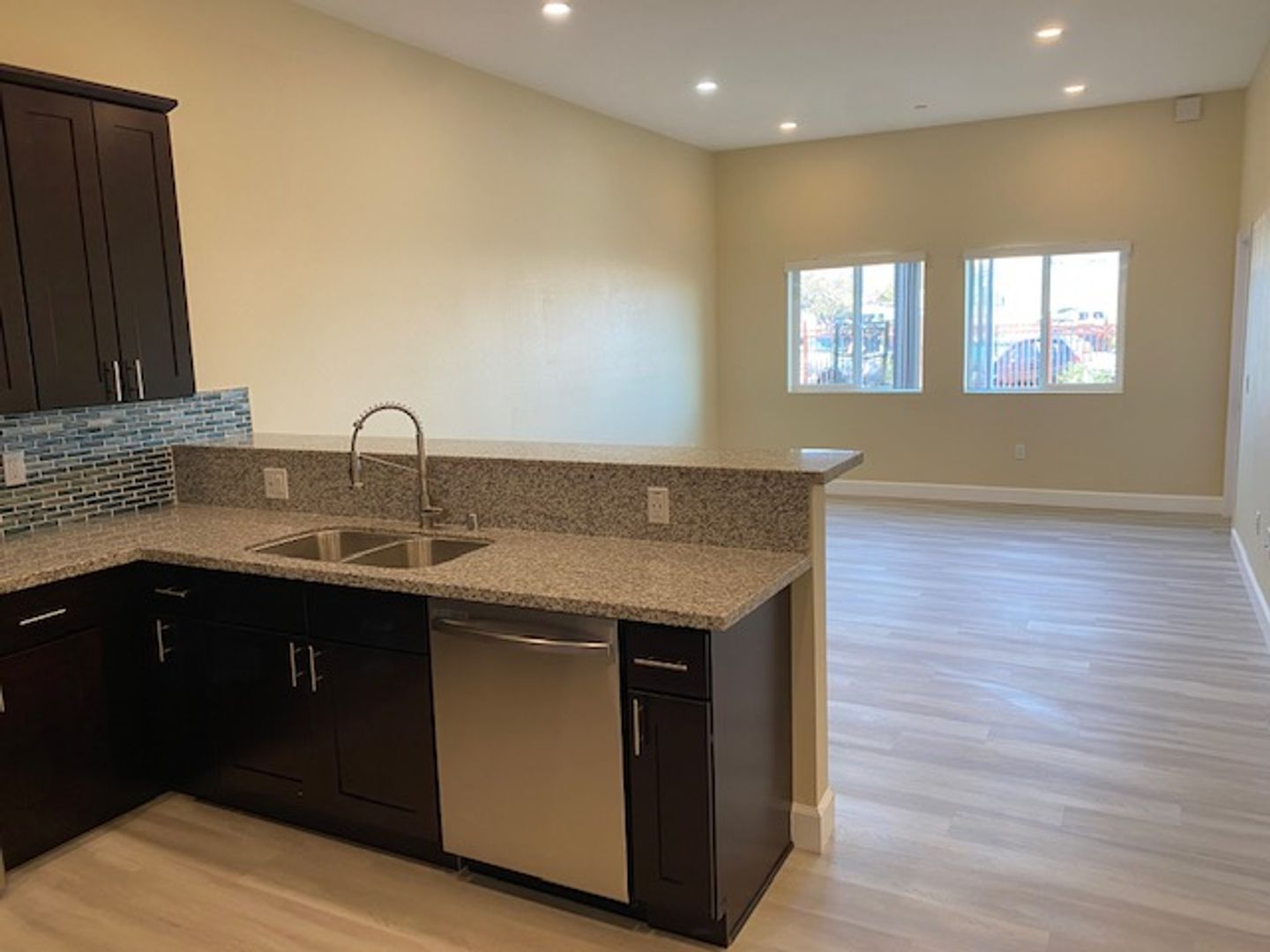 Pacific Heights Apartments