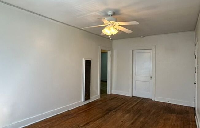 811 Kenmore Ave. Apts. A-D