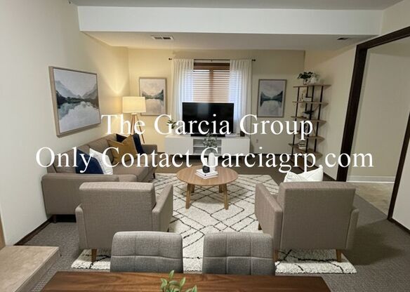 17949 SE ARISTA DR
