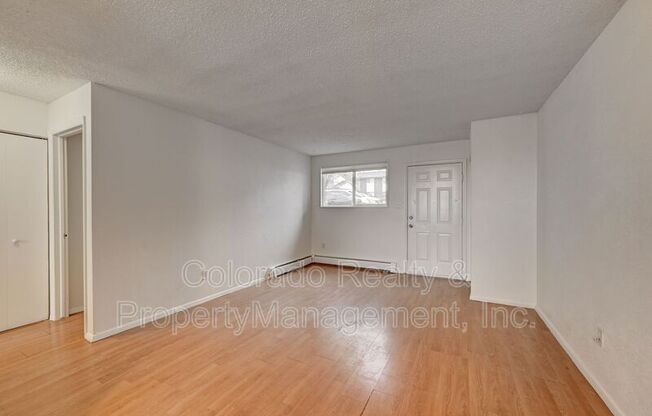 1073 WESTMORELAND RD
