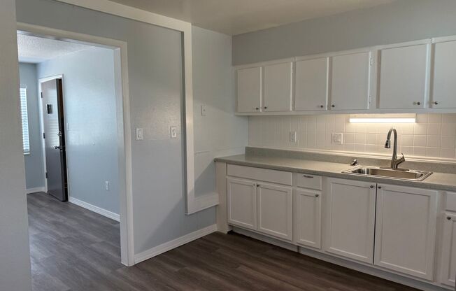 2 beds, 1 bath, 825 sqft, $1,199, Unit 106