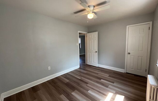 2 beds, 1 bath, 800 sqft, $1,720, Unit 6224 Fifth Ave. #212H