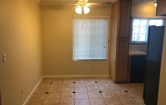 2 beds, 2 baths, 890 sqft, $2,650, Unit 5